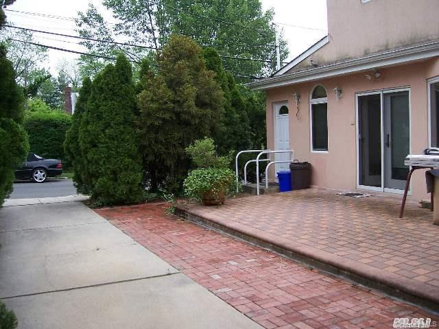Single Family Orchard Beach Boulevard Nassau County, NY 11050, MLS-1005746-2