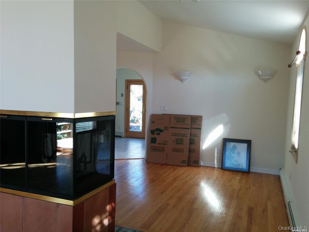 Single Family Orchard Beach Boulevard Nassau County, NY 11050, MLS-1005746-7