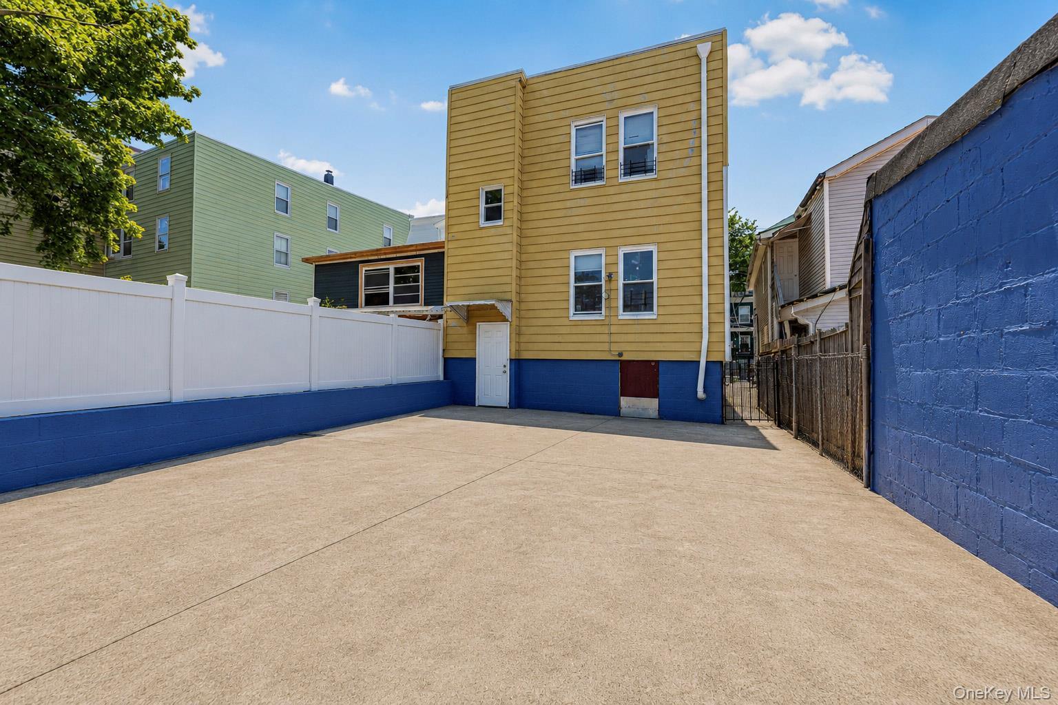 Single Family Oliver Avenue Westchester County, NY 10701, MLS-1005754-4
