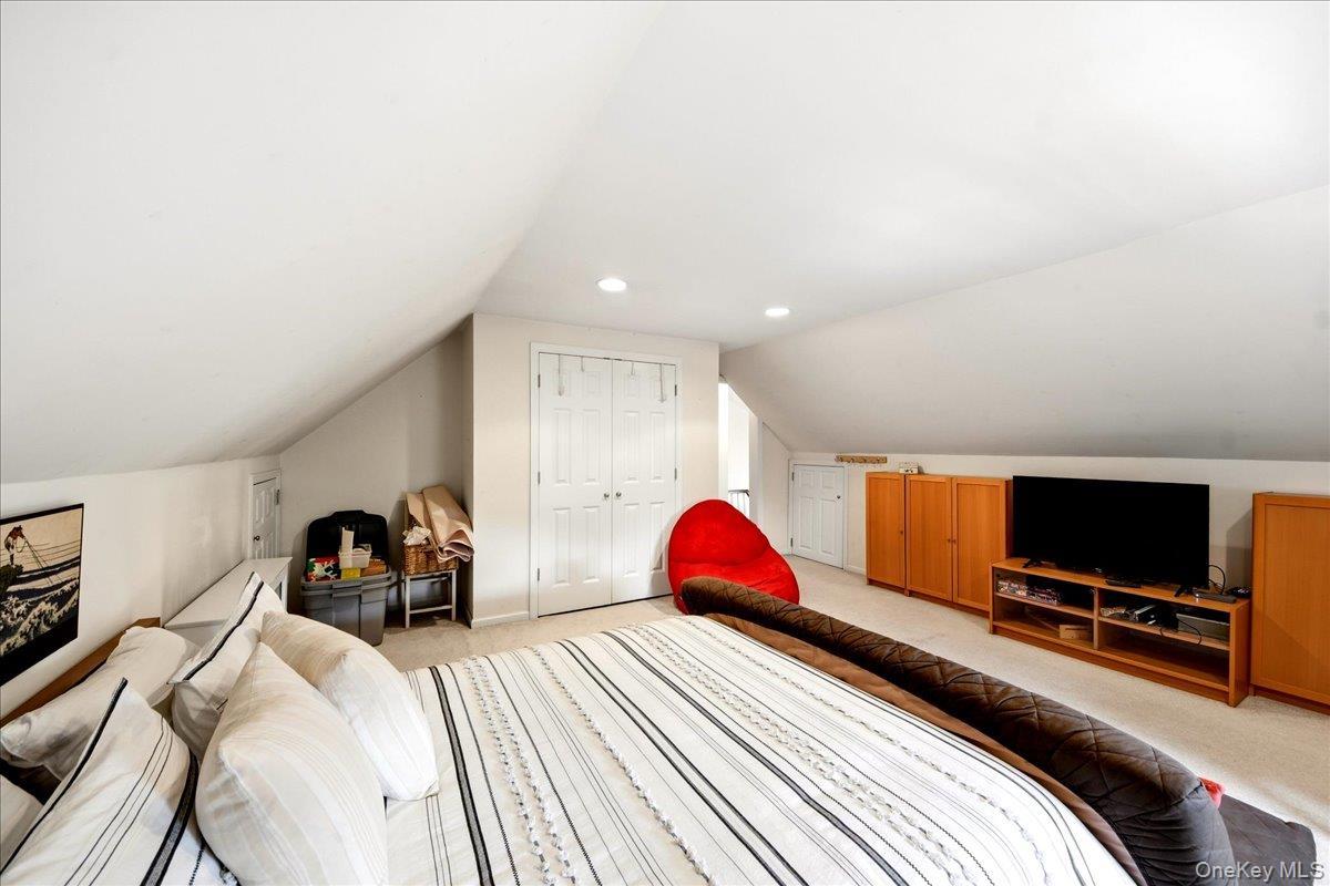 Single Family Yates  Bronx, NY 10461, MLS-1005757-12
