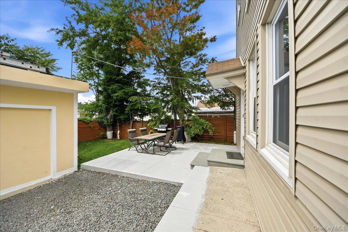 Single Family Yates  Bronx, NY 10461, MLS-1005757-34