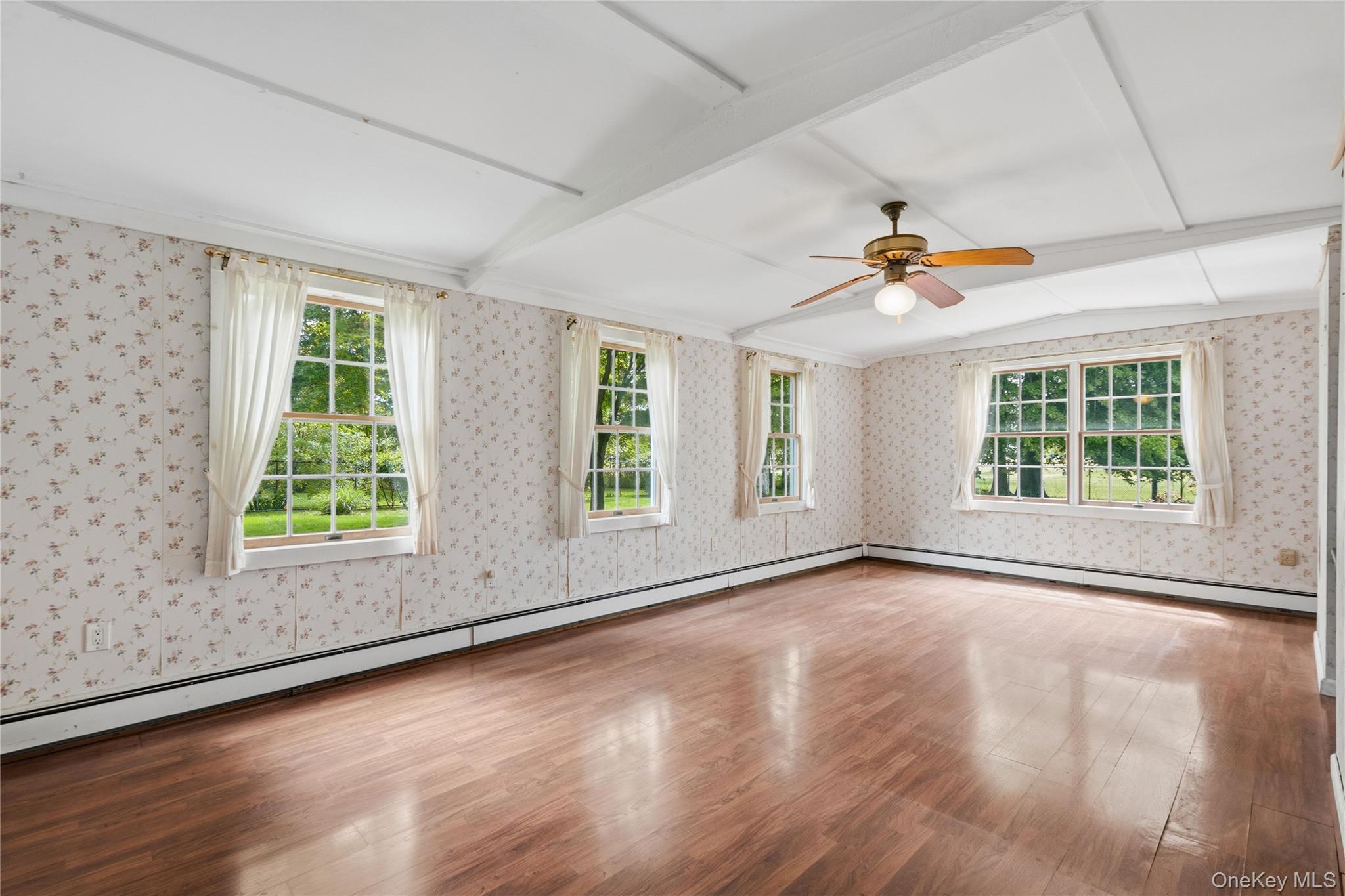 Single Family Russett Lane Suffolk County, NY 11739, MLS-1005761-20