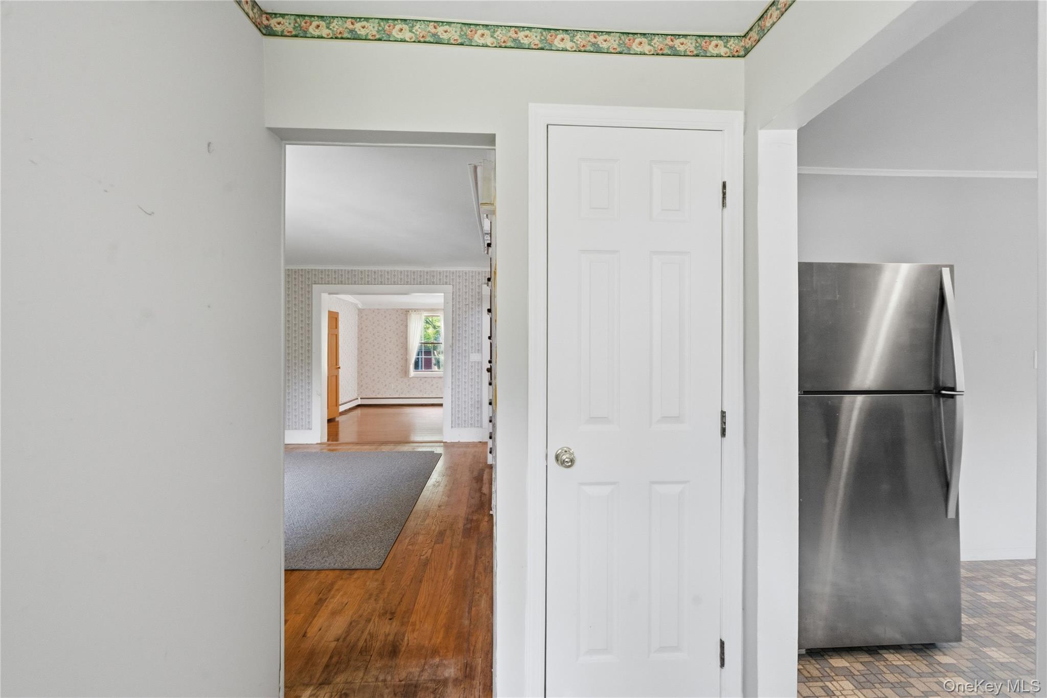 Single Family Russett Lane Suffolk County, NY 11739, MLS-1005761-29