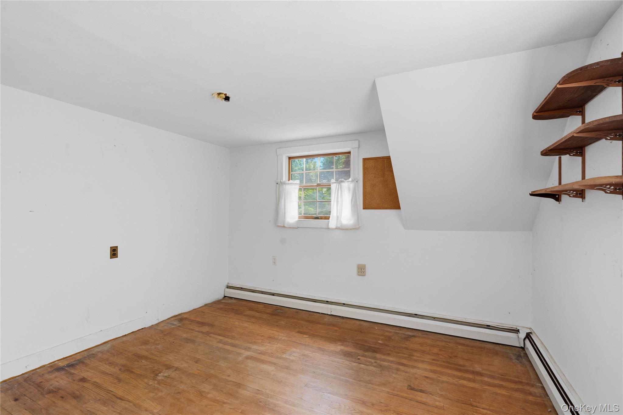 Single Family Russett Lane Suffolk County, NY 11739, MLS-1005761-32