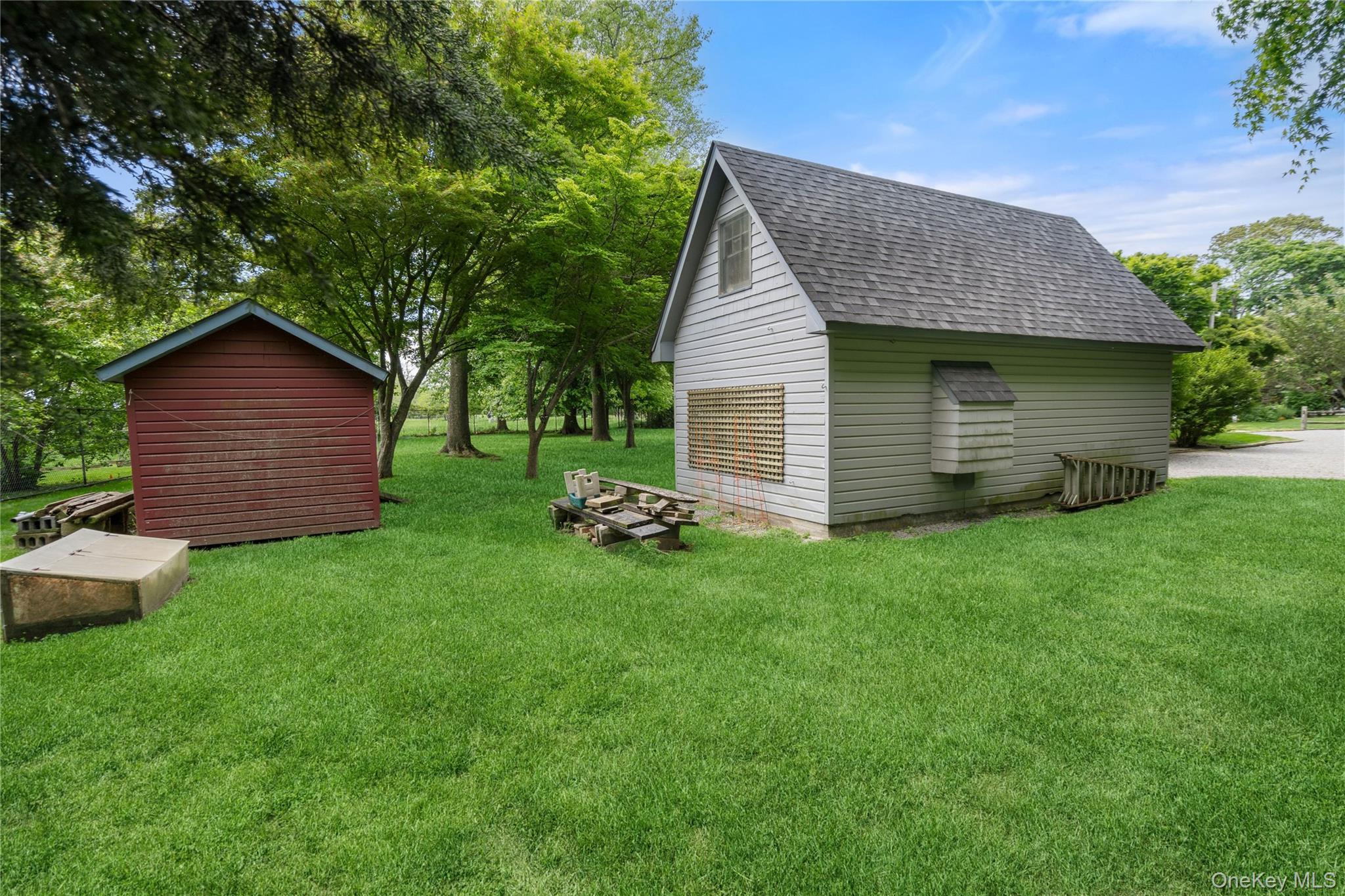 Single Family Russett Lane Suffolk County, NY 11739, MLS-1005761-38