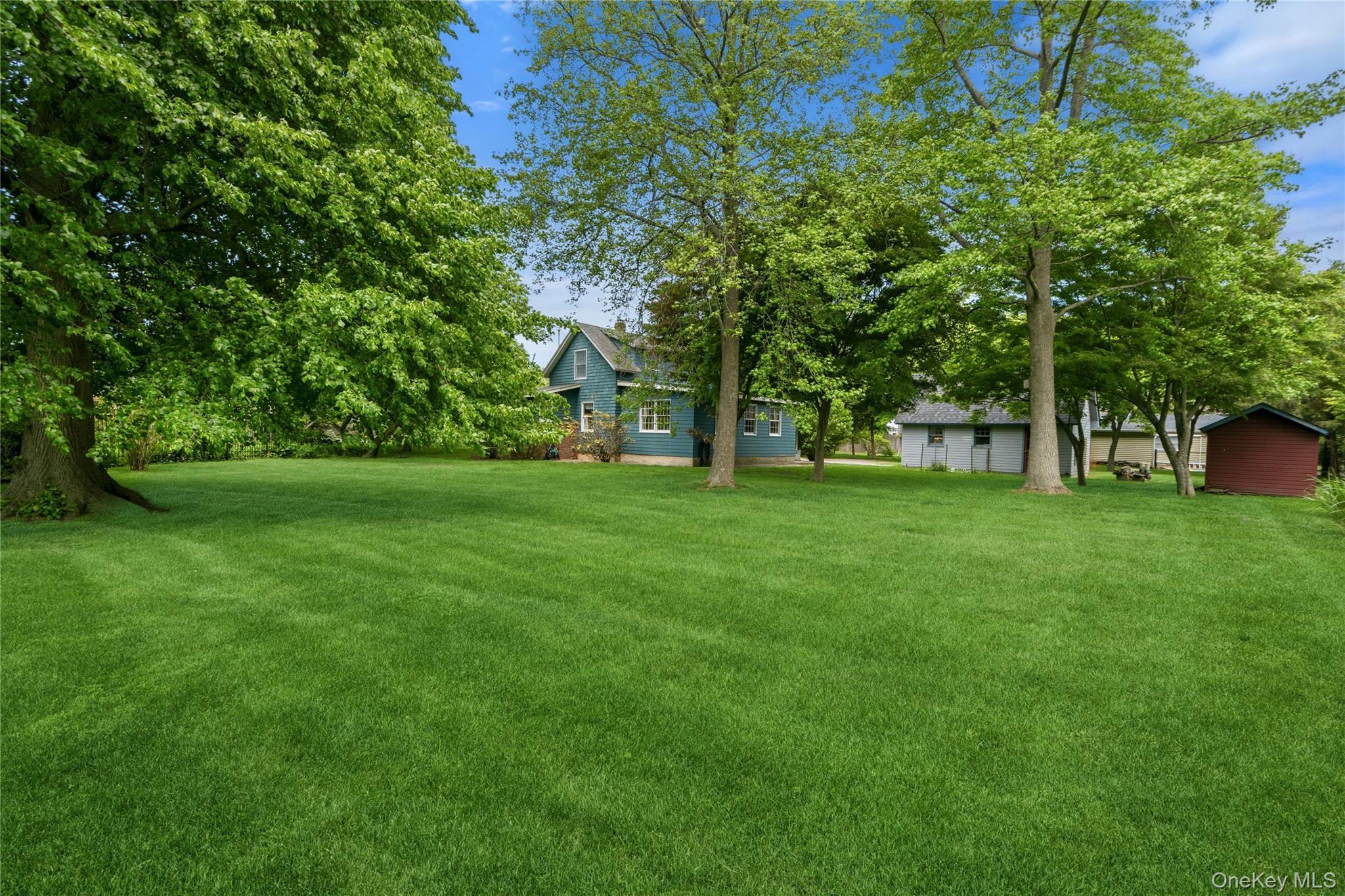 Single Family Russett Lane Suffolk County, NY 11739, MLS-1005761-39