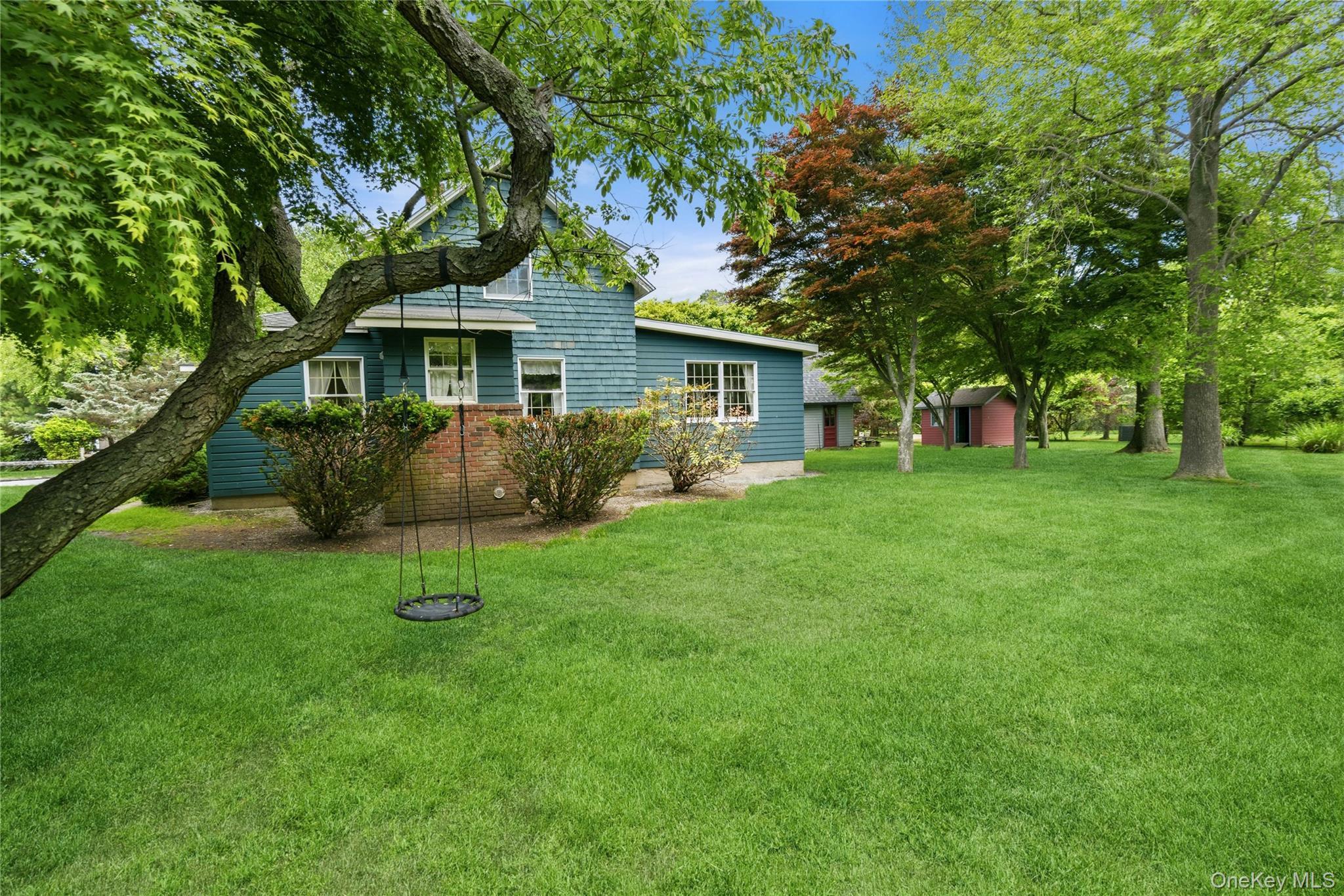 Single Family Russett Lane Suffolk County, NY 11739, MLS-1005761-42