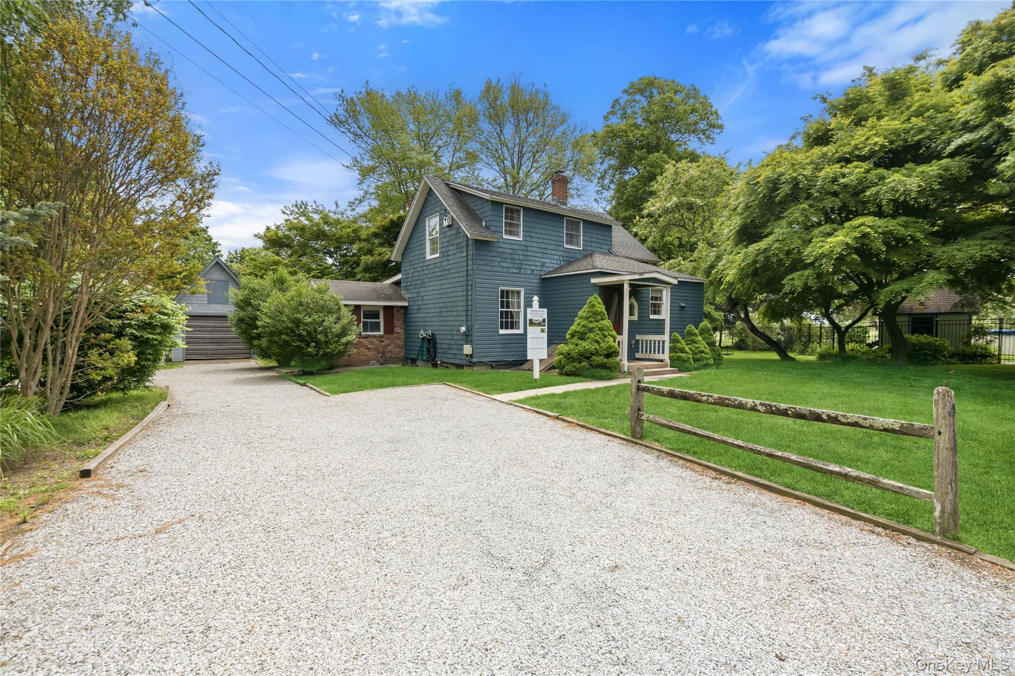 Single Family Russett Lane Suffolk County, NY 11739, MLS-1005761-8