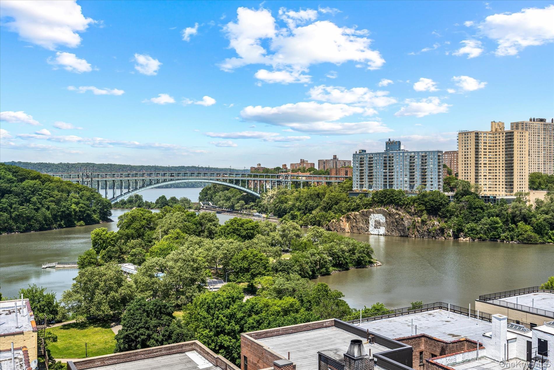 Coop 215  Manhattan, NY 10034, MLS-1005779-14
