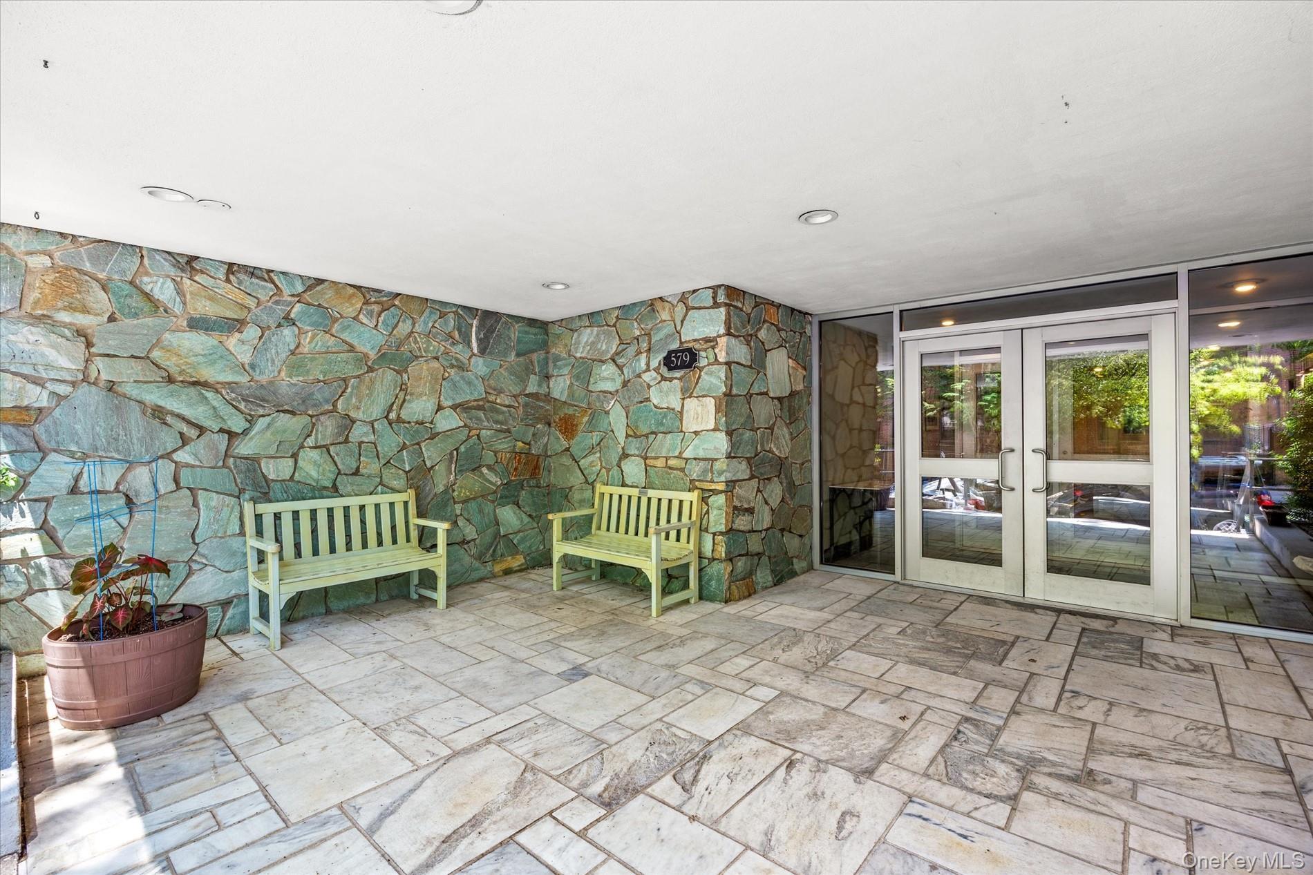 Coop 215  Manhattan, NY 10034, MLS-1005779-15