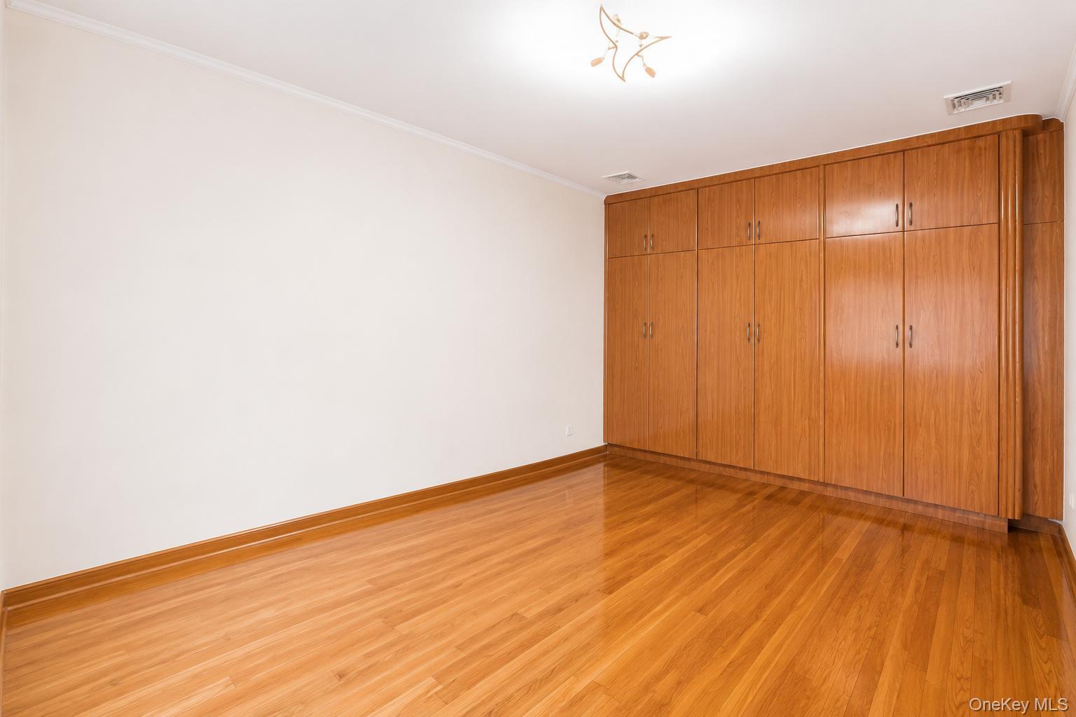 Single Family 149th Street Queens, NY 11367, MLS-1005786-15
