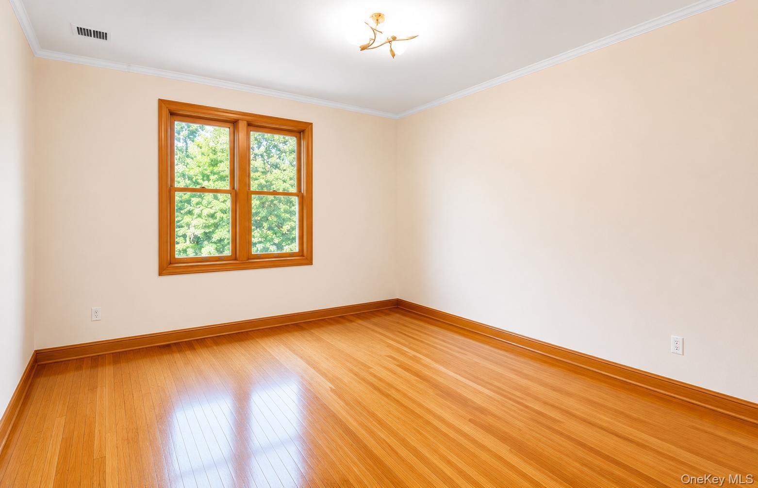 Single Family 149th Street Queens, NY 11367, MLS-1005786-18