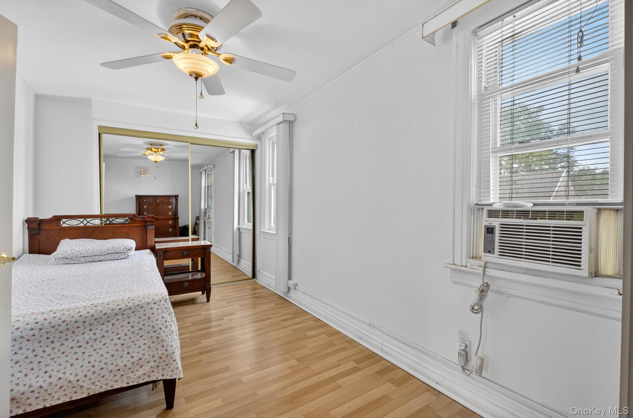 Single Family 210th Queens, NY 11428, MLS-1005797-11