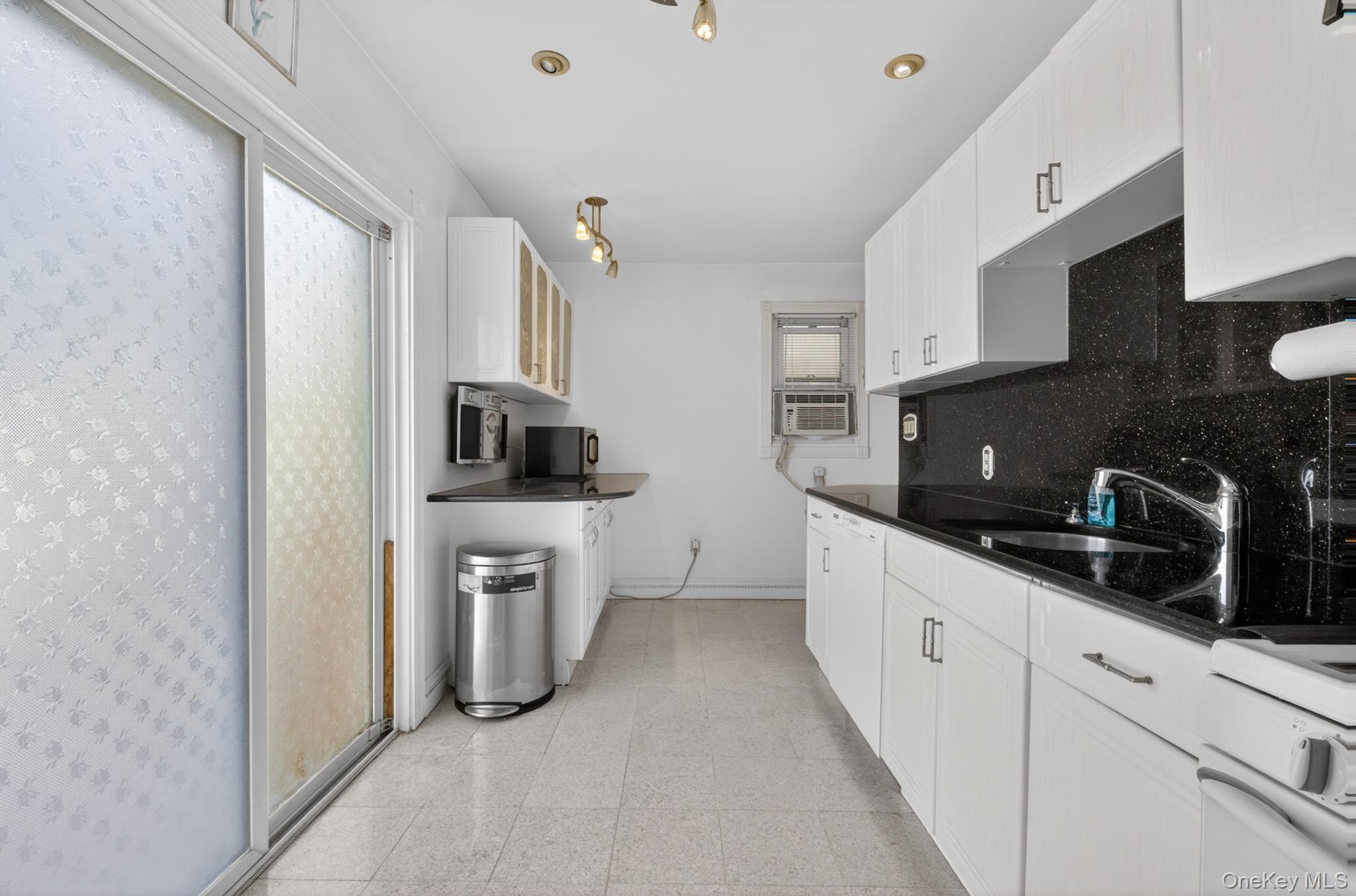 Single Family 210th Queens, NY 11428, MLS-1005797-15