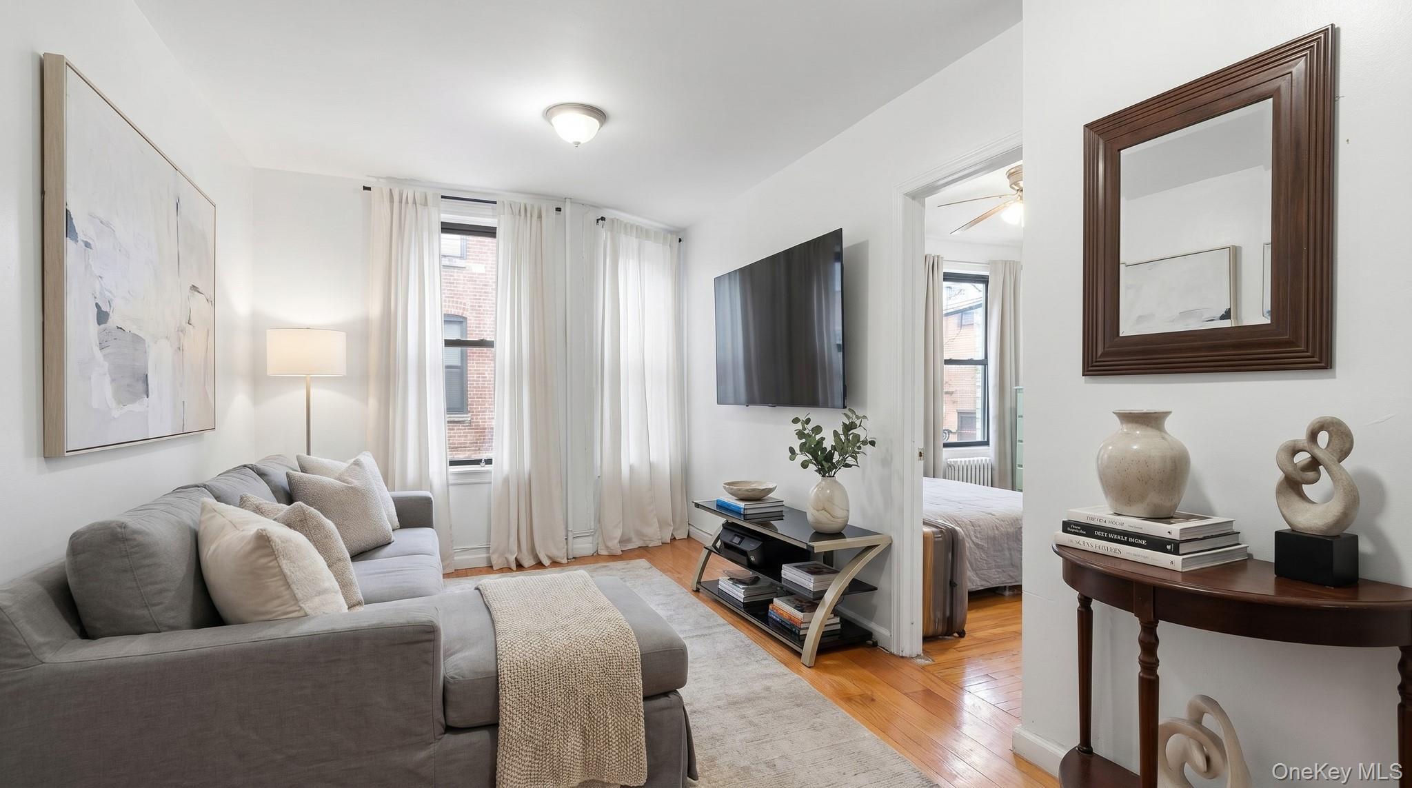 Single Family Briggs Avenue  Bronx, NY 10458, MLS-1005802-2