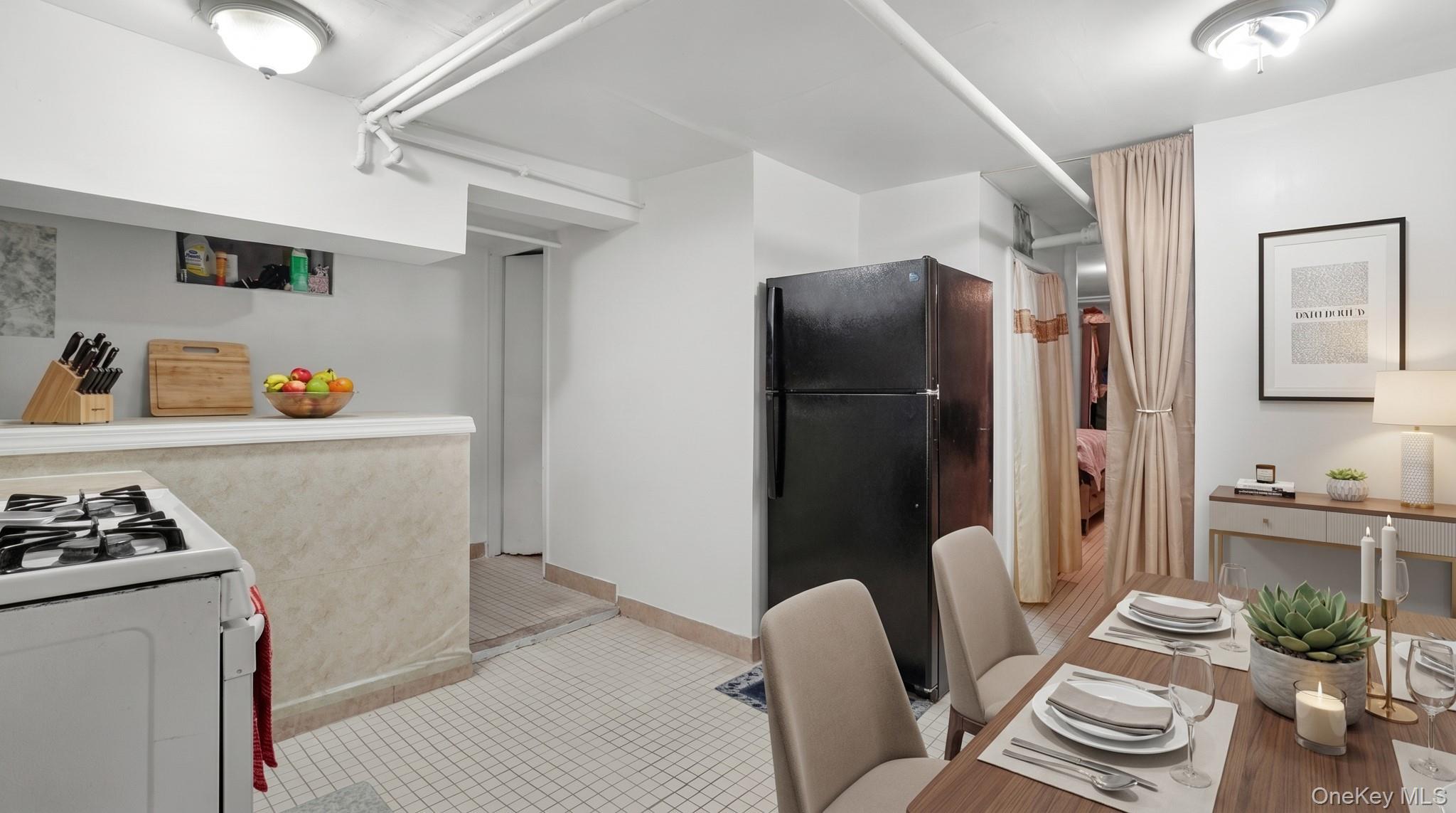 Single Family Briggs Avenue  Bronx, NY 10458, MLS-1005802-20