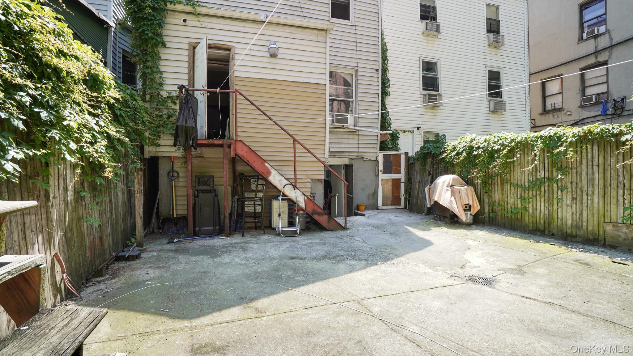 Single Family Briggs Avenue  Bronx, NY 10458, MLS-1005802-29