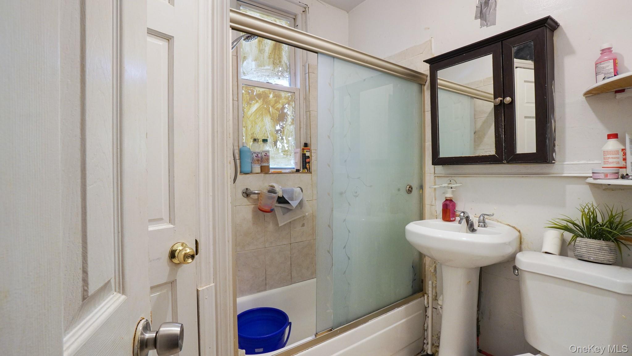 Single Family Briggs Avenue  Bronx, NY 10458, MLS-1005802-7