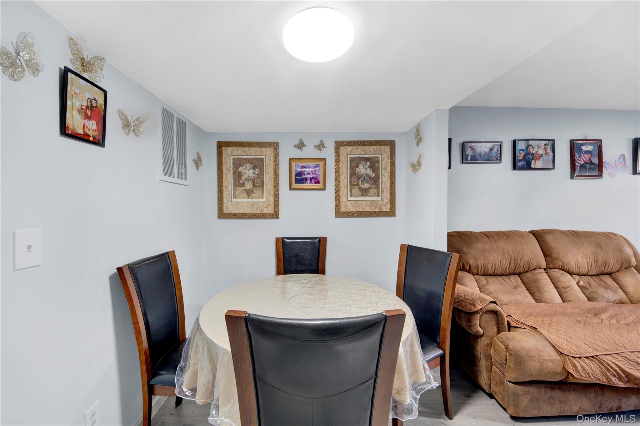 Single Family Torry Avenue Bronx, NY 10473, MLS-1005811-14