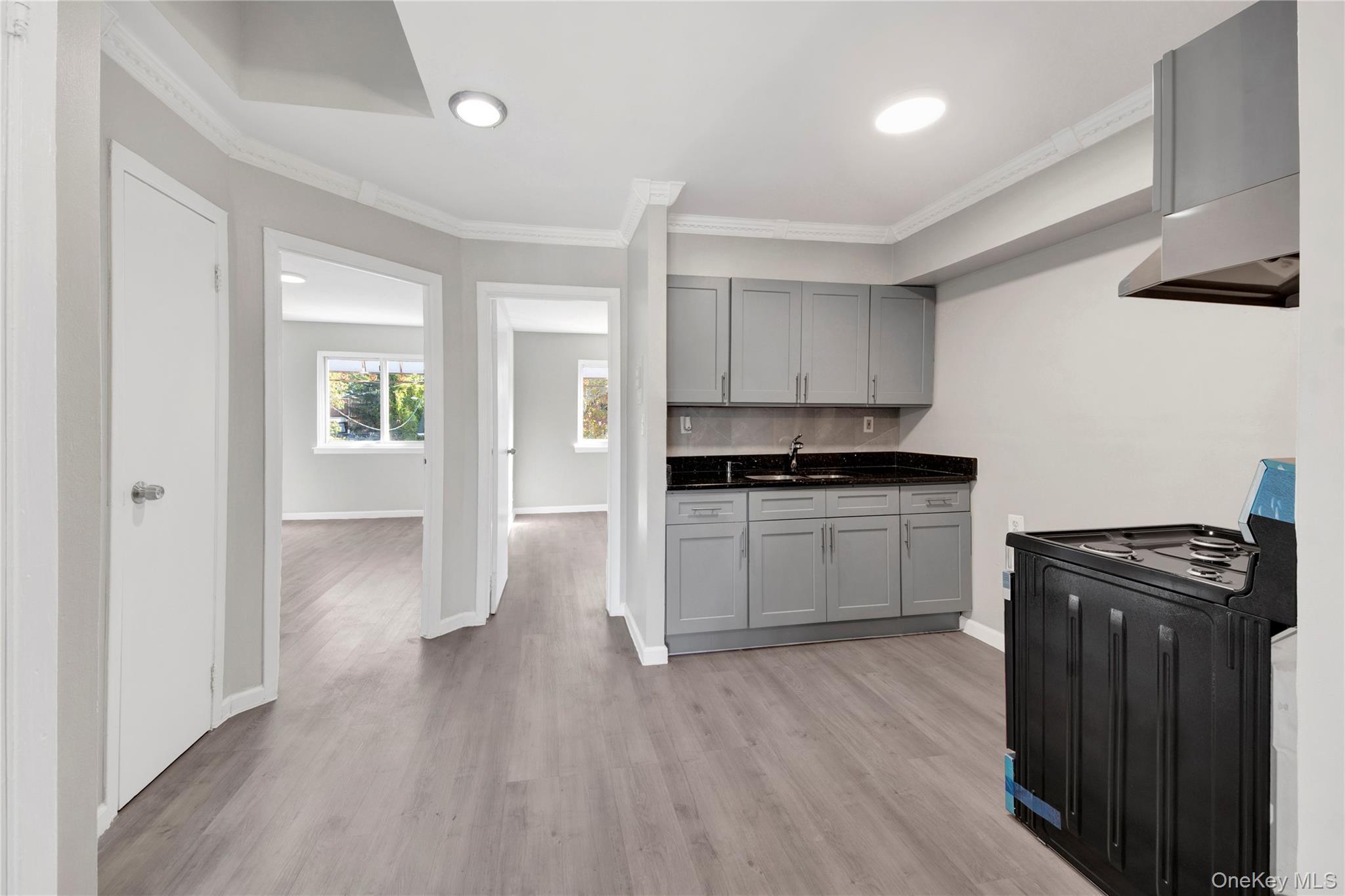Single Family Torry Avenue Bronx, NY 10473, MLS-1005811-26