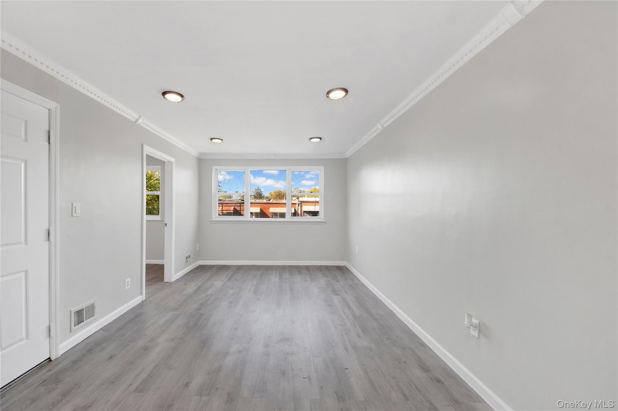 Single Family Torry Avenue Bronx, NY 10473, MLS-1005811-29