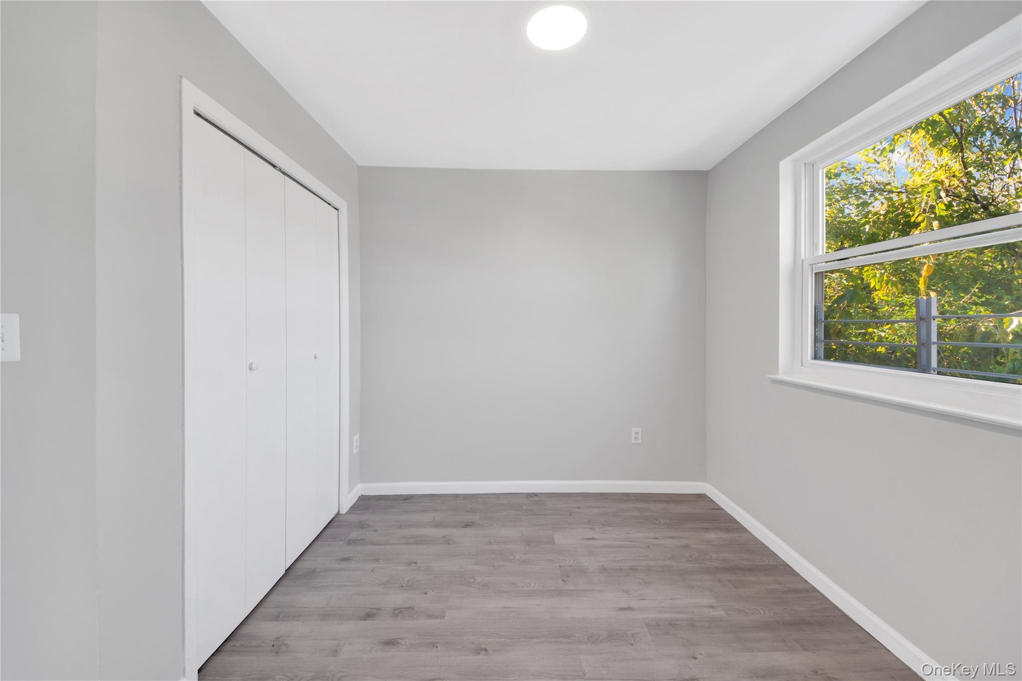 Single Family Torry Avenue Bronx, NY 10473, MLS-1005811-31