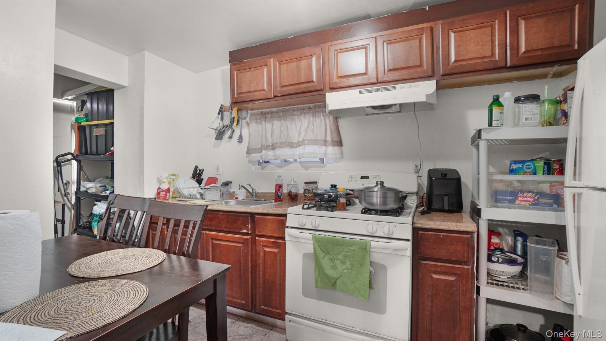 Single Family Briggs  Bronx, NY 10458, MLS-1005827-21