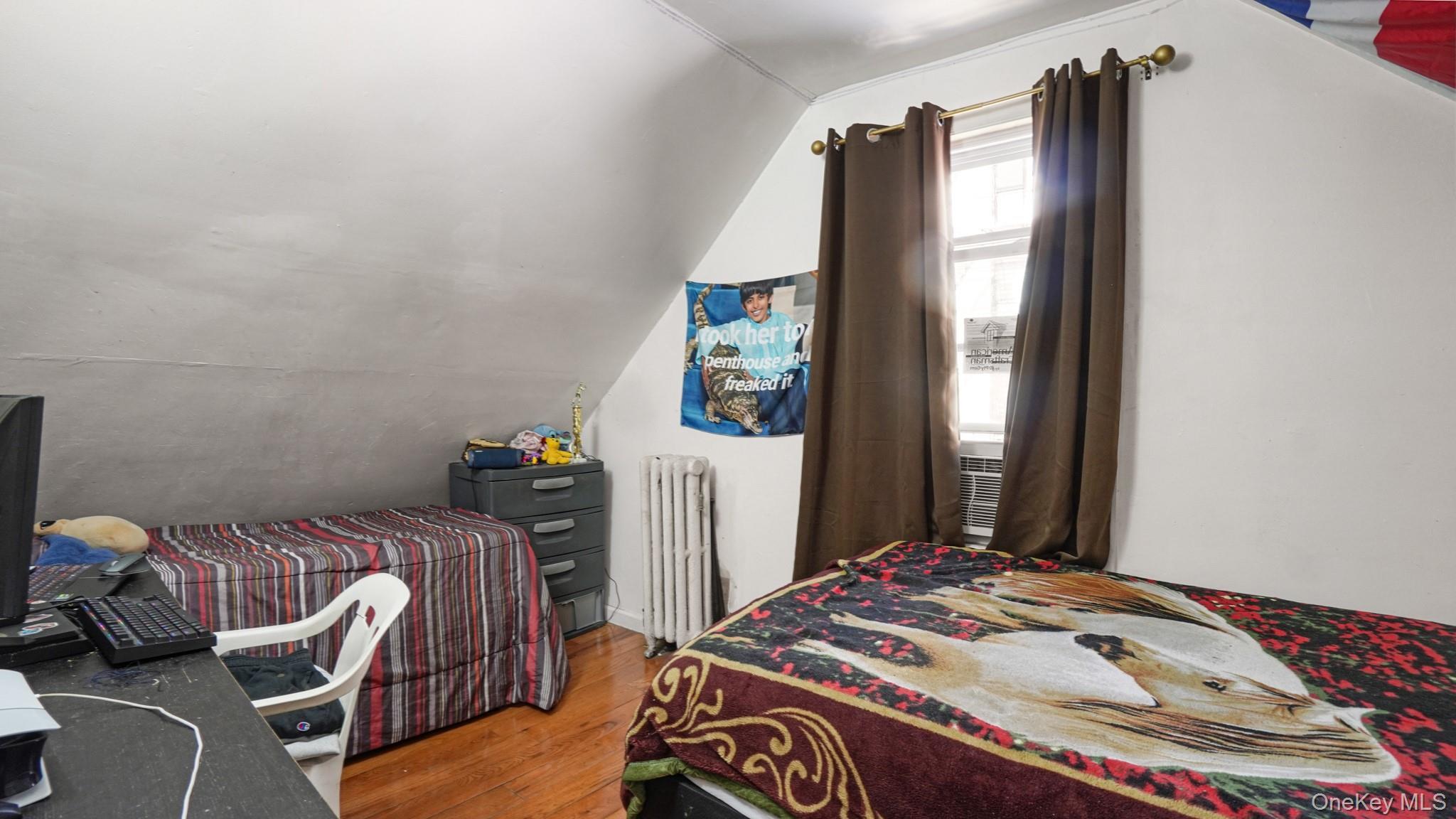 Single Family Briggs  Bronx, NY 10458, MLS-1005827-29