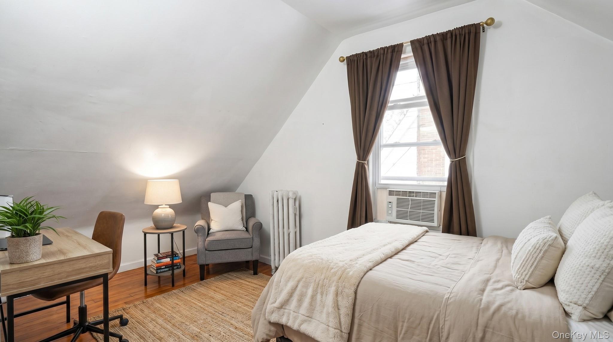 Single Family Briggs  Bronx, NY 10458, MLS-1005827-6