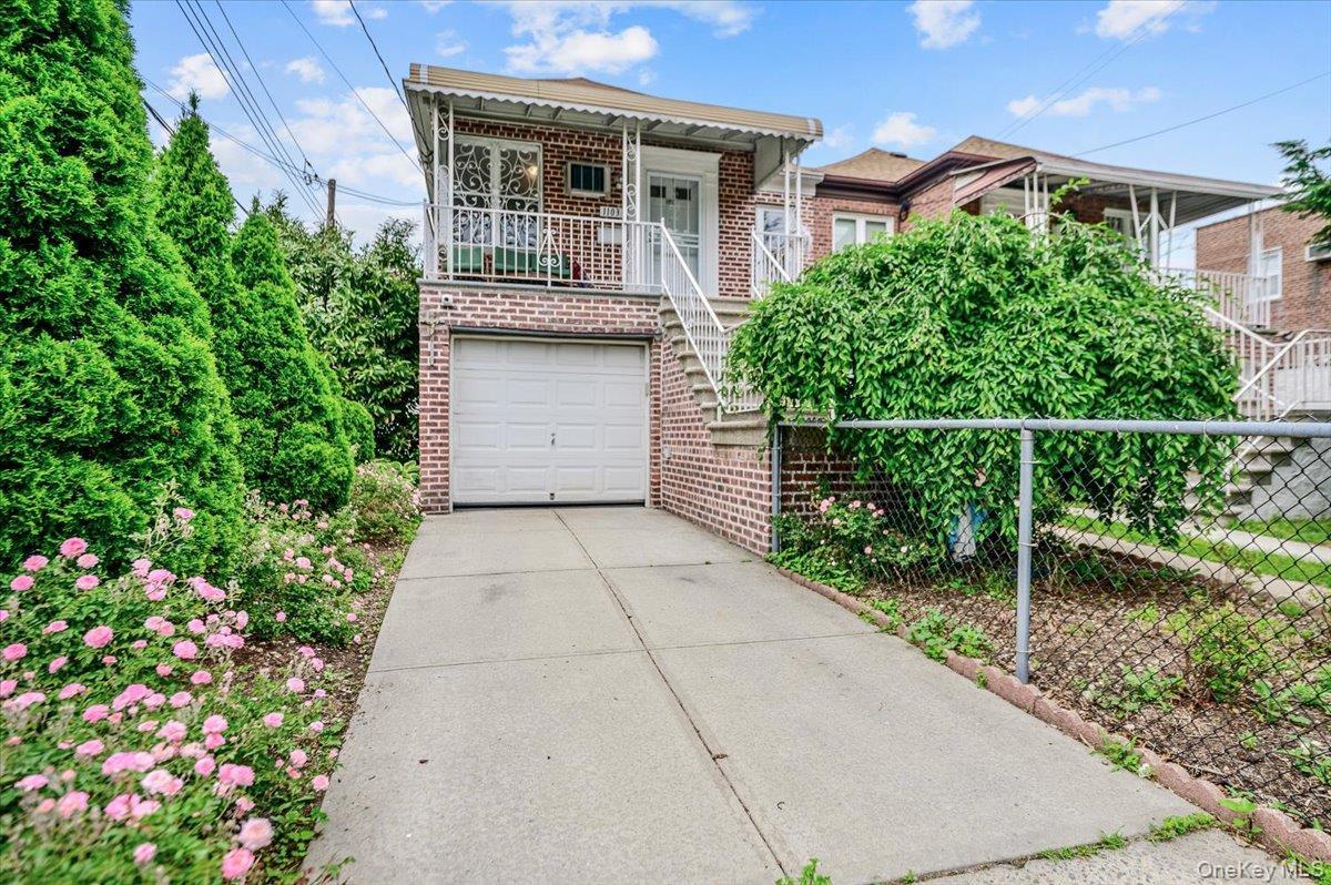Single Family Rhinelander Bronx, NY 10461, MLS-1005844-2