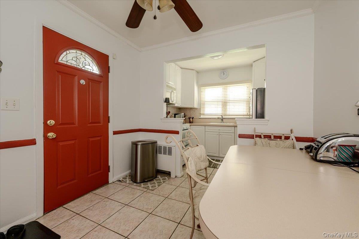 Single Family Rhinelander Bronx, NY 10461, MLS-1005844-23