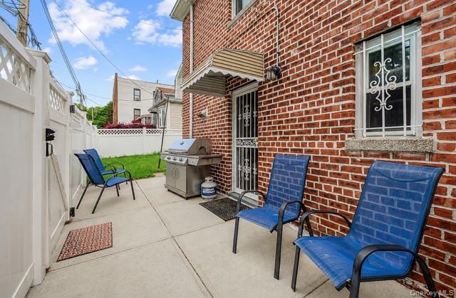 Single Family Rhinelander Bronx, NY 10461, MLS-1005844-24
