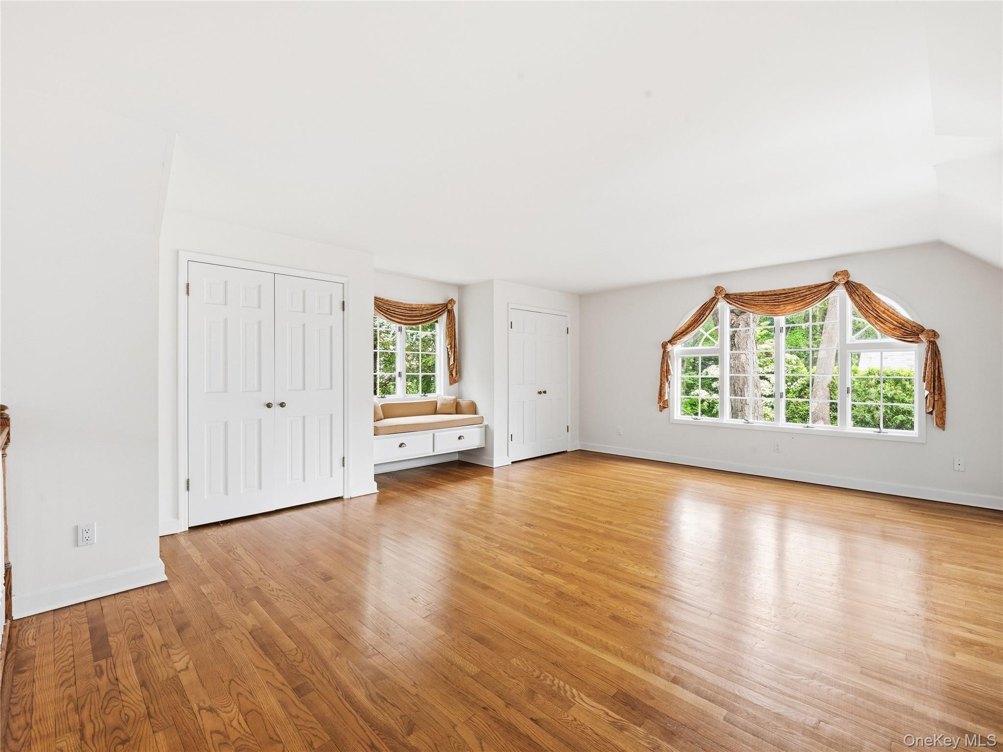 Single Family Mason Drive  Nassau County, NY 11030, MLS-1005851-31