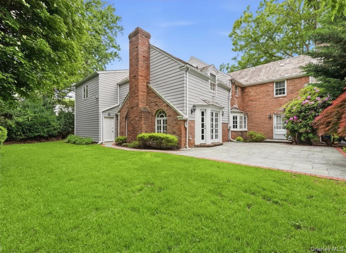 Single Family Mason Drive  Nassau County, NY 11030, MLS-1005851-33
