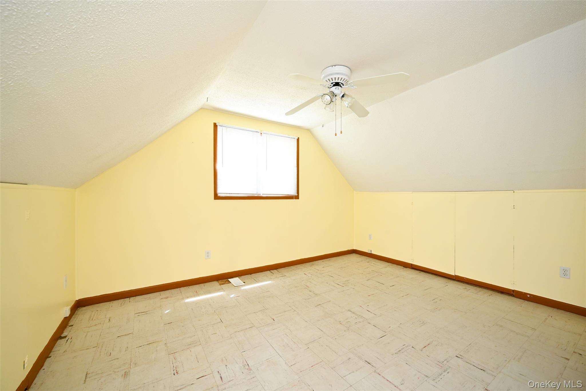 Single Family 26th Queens, NY 11354, MLS-1005889-10