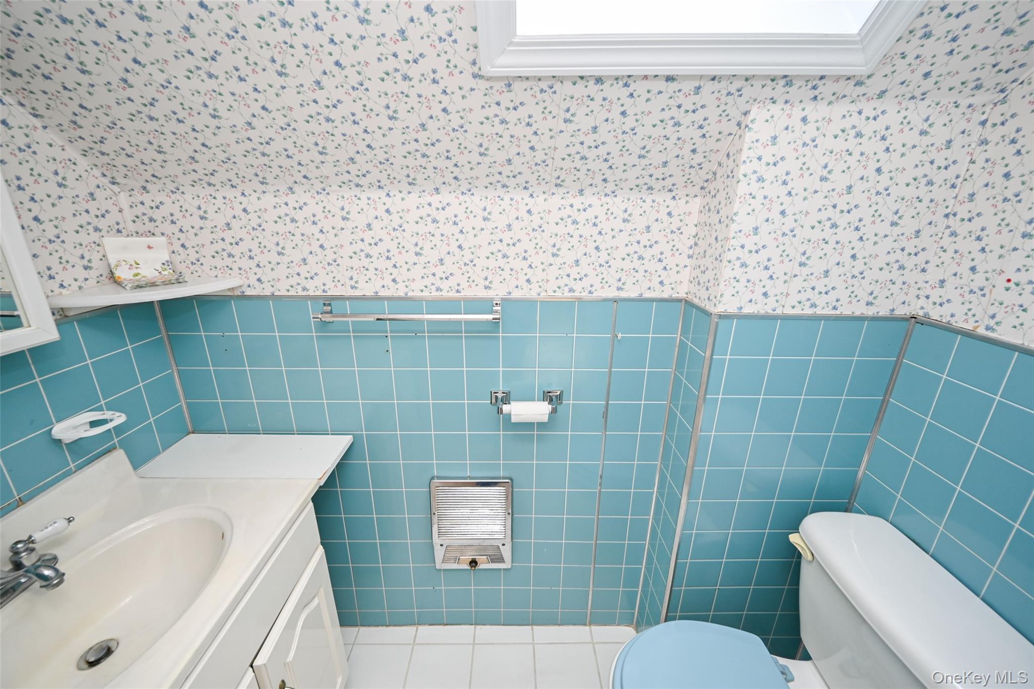 Single Family 26th Queens, NY 11354, MLS-1005889-16
