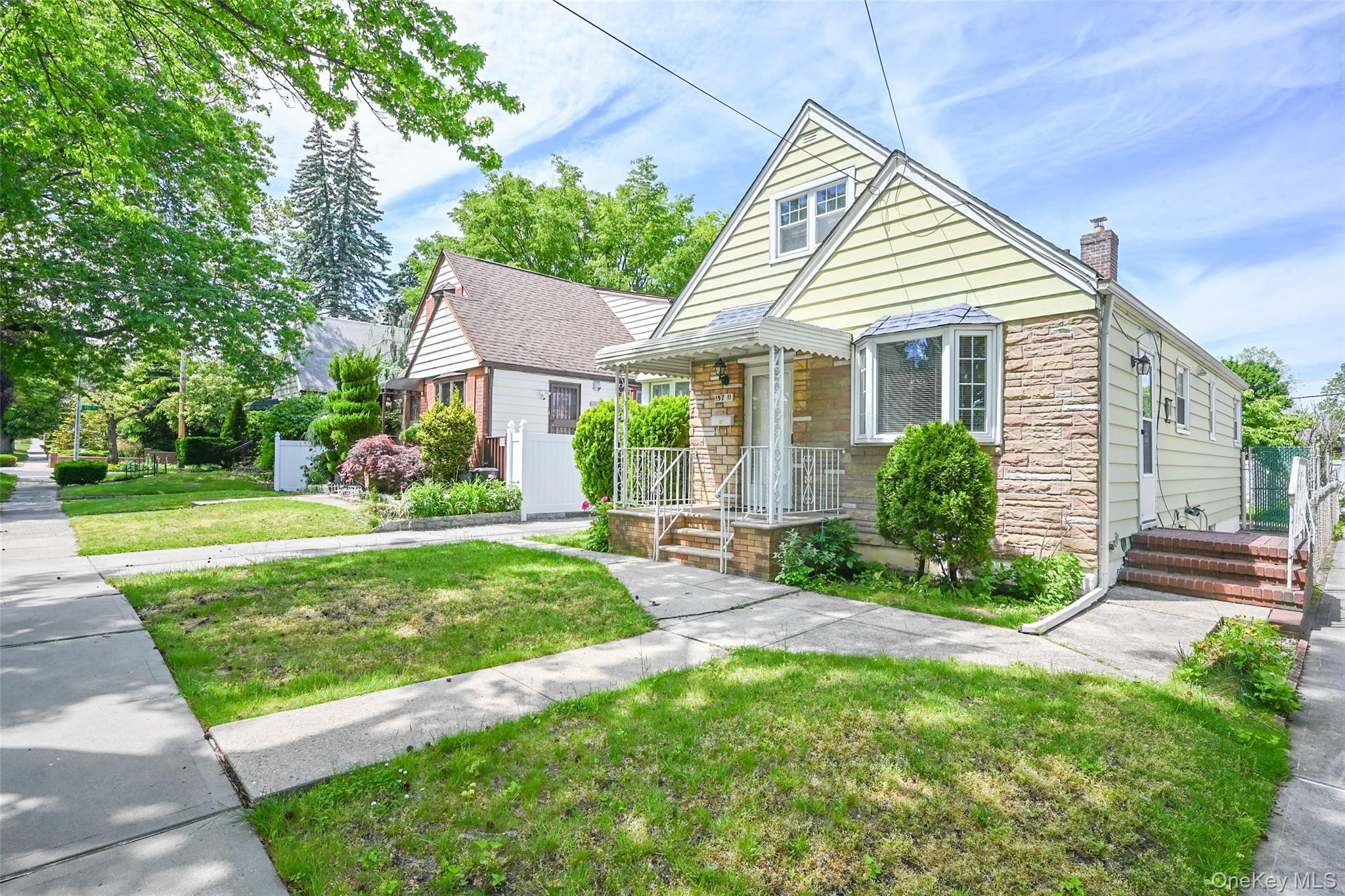 Single Family 26th Queens, NY 11354, MLS-1005889-3