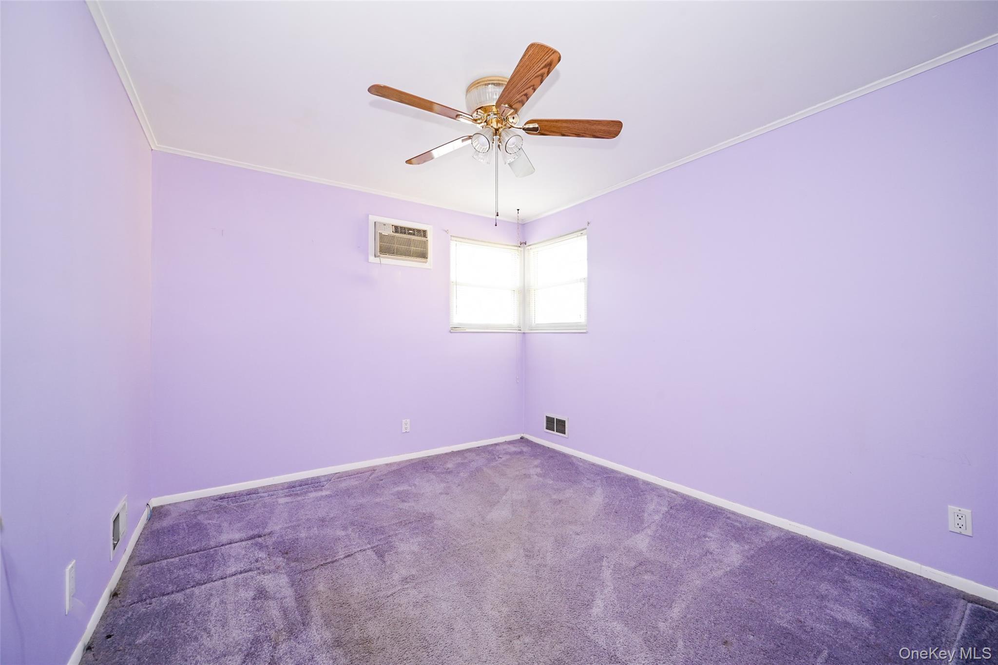Single Family 26th Queens, NY 11354, MLS-1005889-8