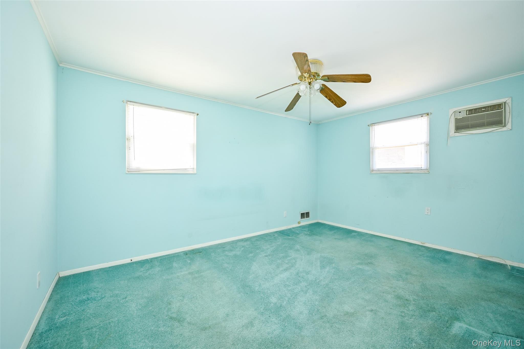 Single Family 26th Queens, NY 11354, MLS-1005889-9