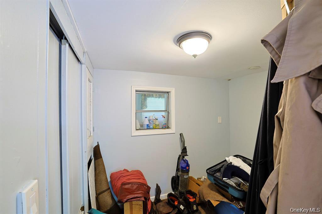 Single Family Oakridge Road  Ulster County, NY 12435, MLS-1005899-12