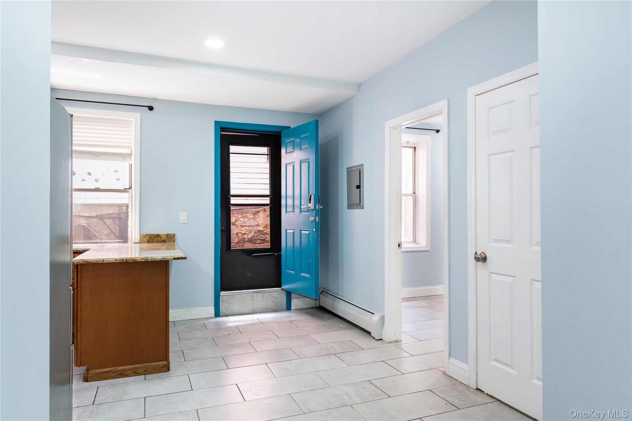 Single Family Perry  Bronx, NY 10467, MLS-1005915-32