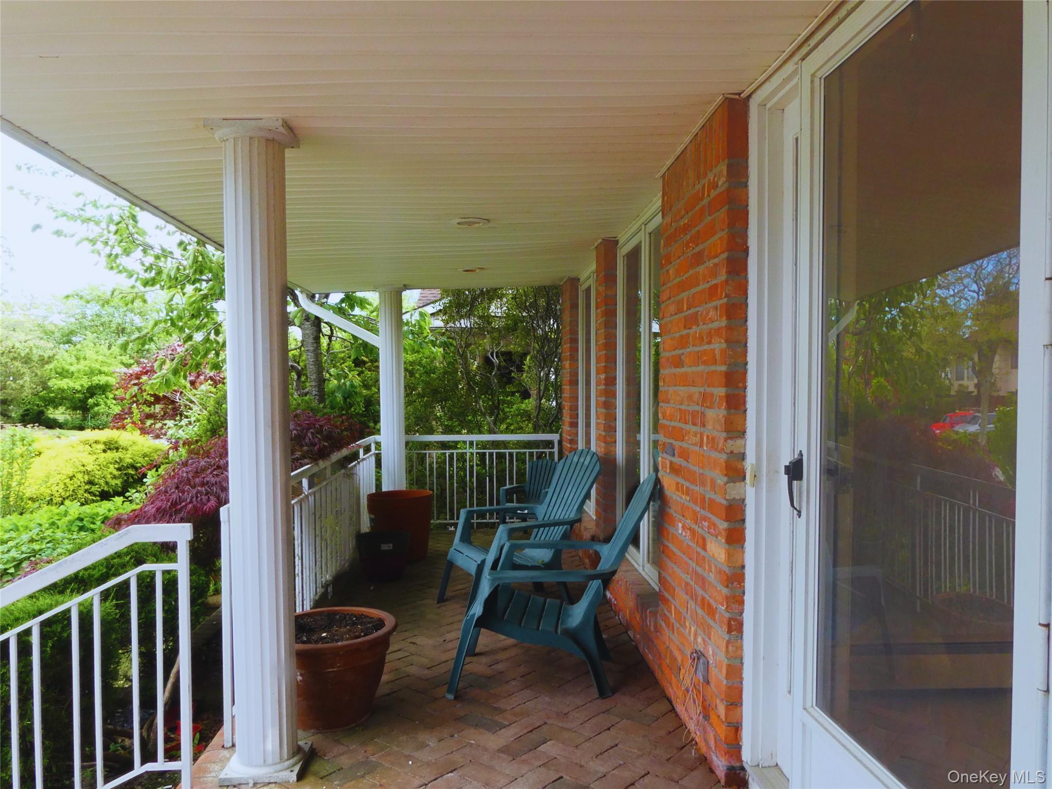 Single Family Scott Drive Nassau County, NY 11509, MLS-1005934-3