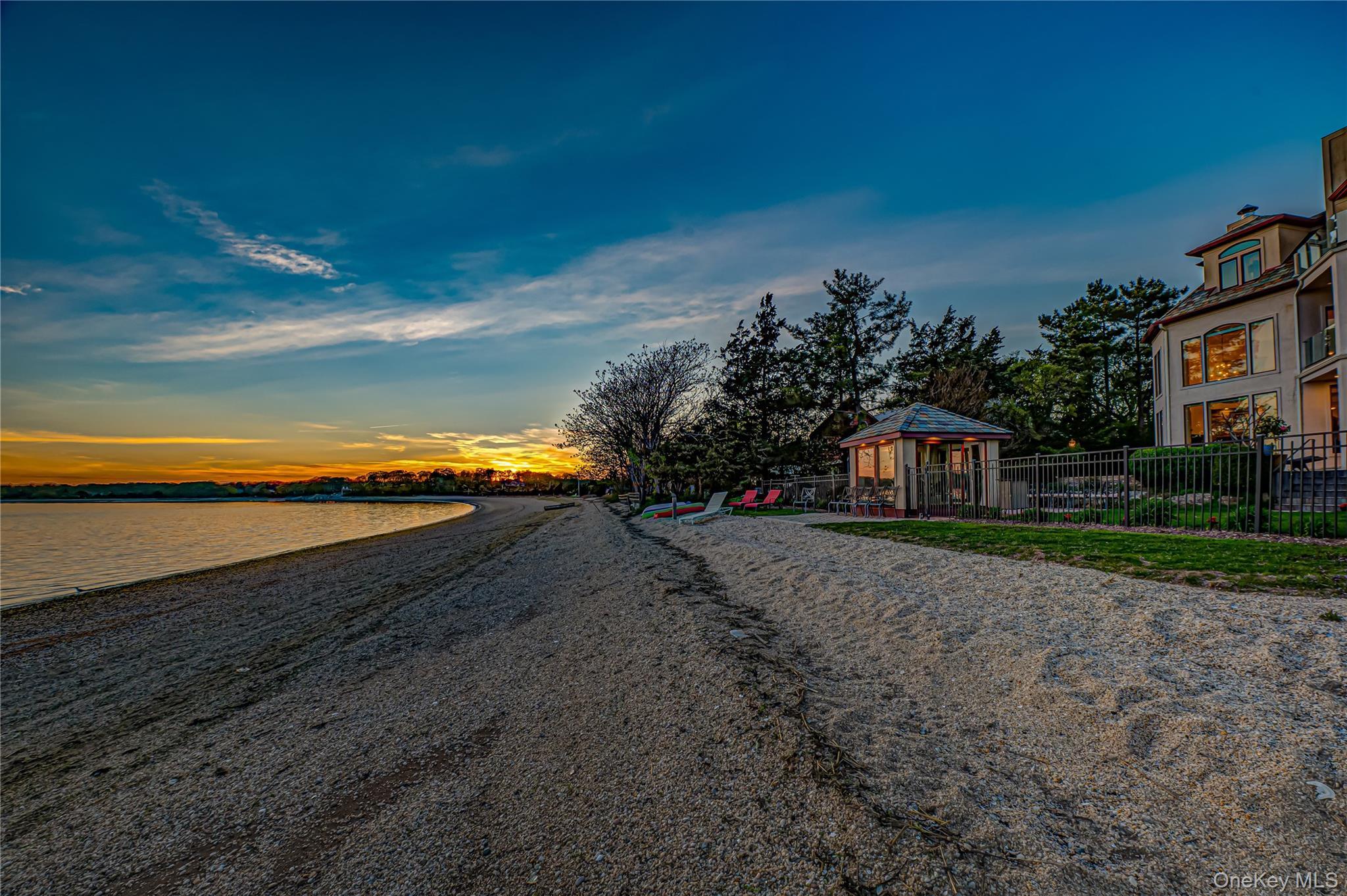 Single Family Asharoken Avenue Suffolk County, NY 11768, MLS-1005967-34