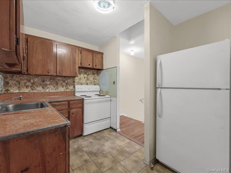 Single Family Rockaway  Queens, NY 11436, MLS-1005973-13
