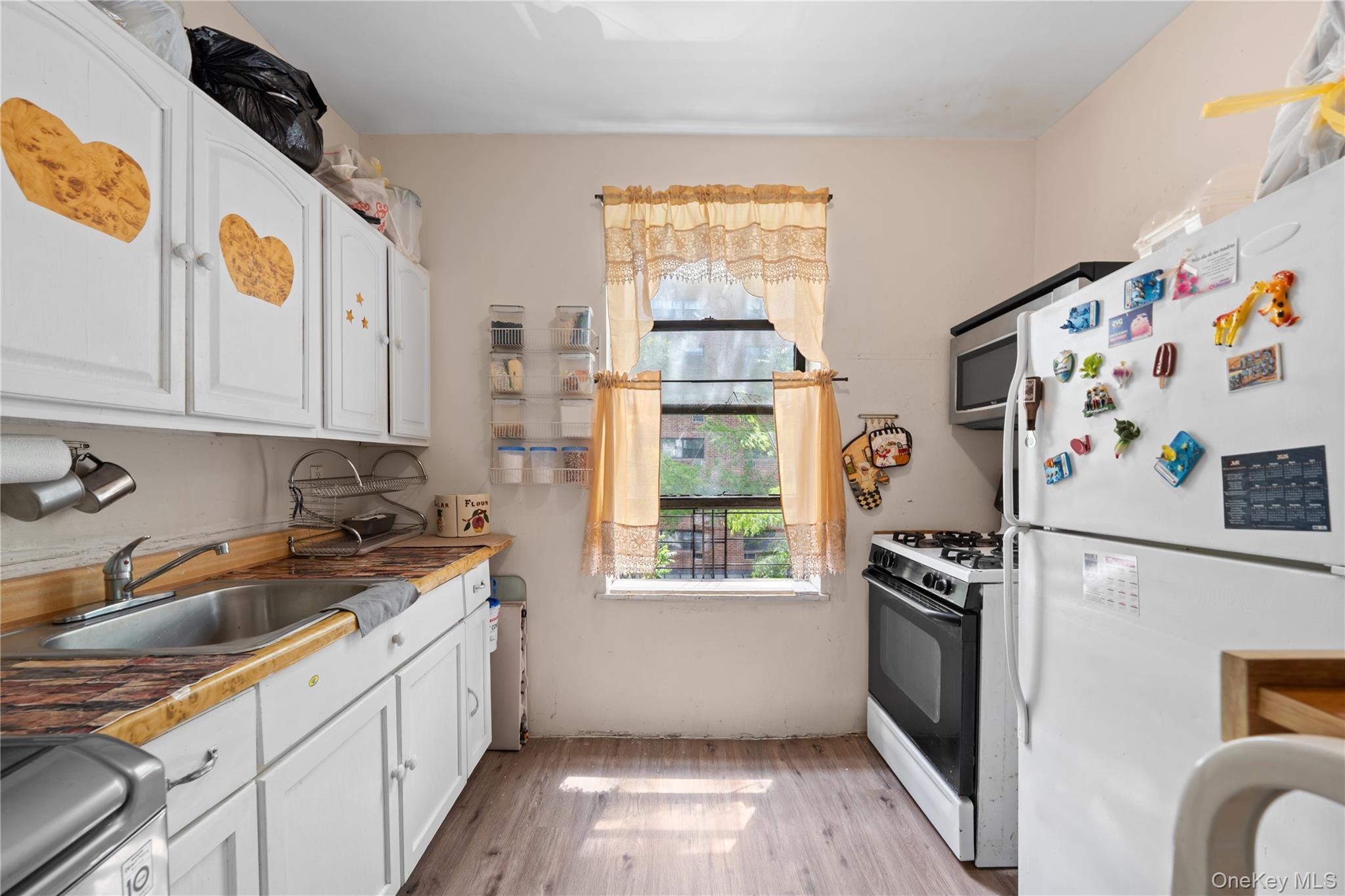 Coop 156th  Manhattan, NY 10032, MLS-1005977-4