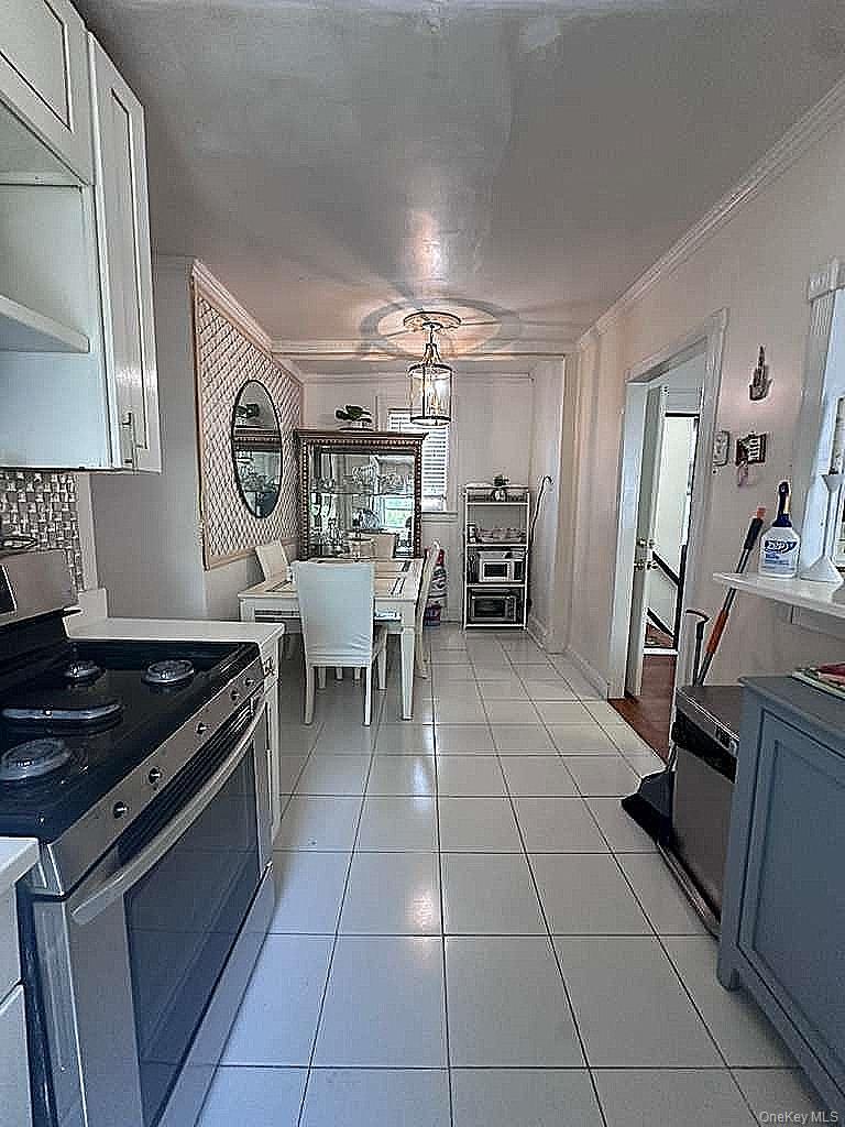 Single Family Dunkirk Drive Queens, NY 11412, MLS-1005992-5