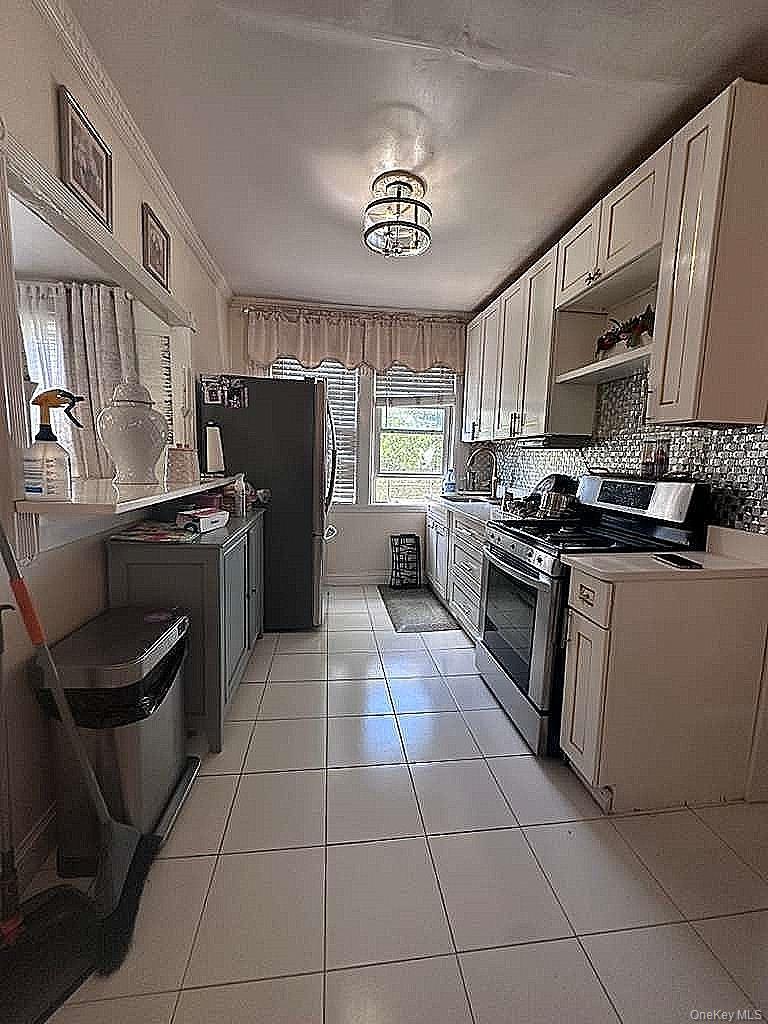 Single Family Dunkirk Drive Queens, NY 11412, MLS-1005992-7