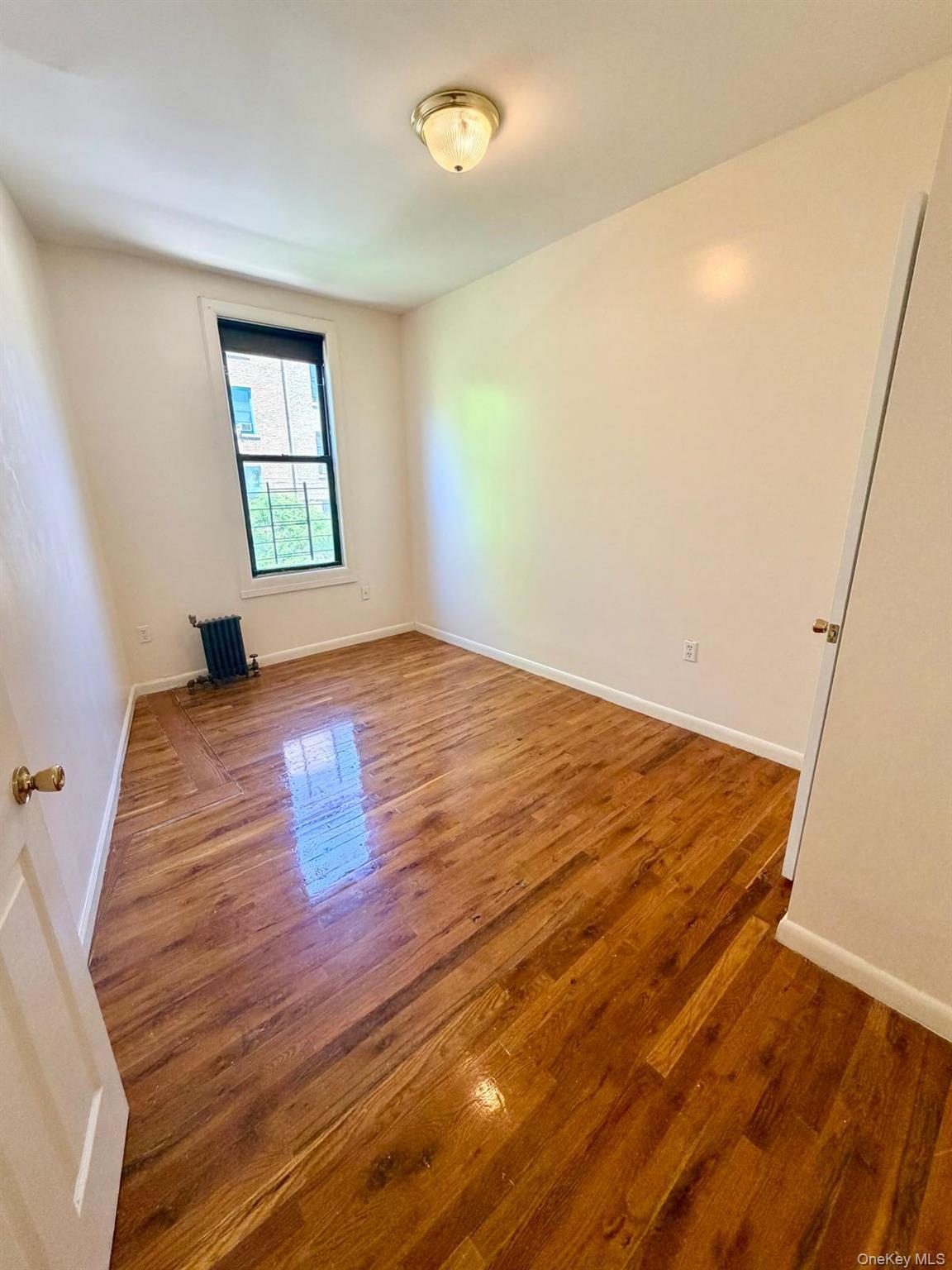 Single Family Bassford Avenue Bronx, NY 10458, MLS-1005994-14
