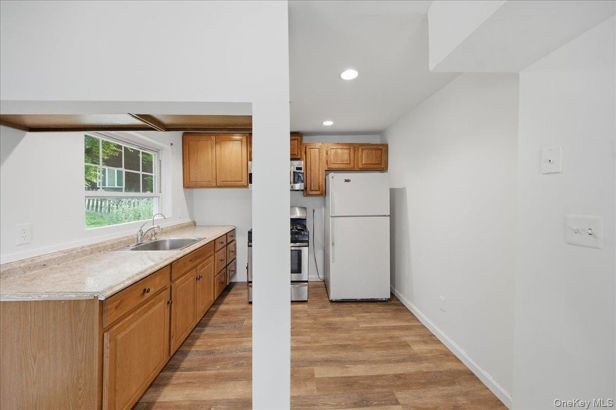 Single Family Revolutionary Road Westchester County, NY 10562, MLS-1006040-10