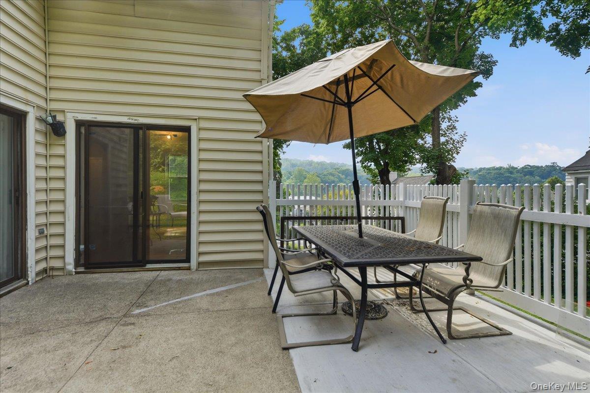 Single Family Revolutionary Road Westchester County, NY 10562, MLS-1006040-22